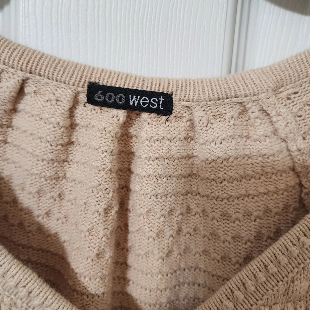 Women's Cream Sweater Size Small - Picture 3 of 5